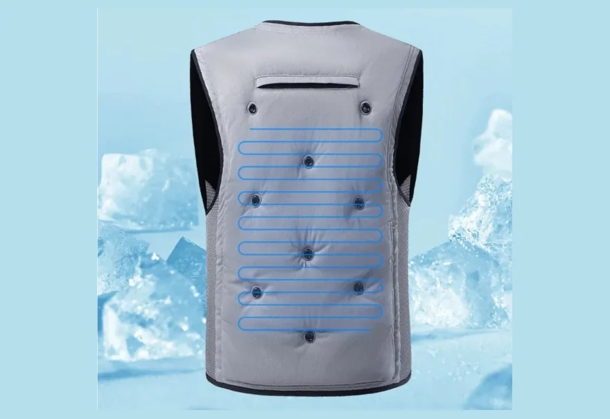 Water-circulation cooling vest with embedded tubing